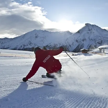 Central La Fainera Superior Inn Valchava